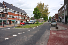 821384 Gezicht in de Croeselaan te Utrecht, uit het noordwesten, met links de panden Croeselaan 94 -hoger.